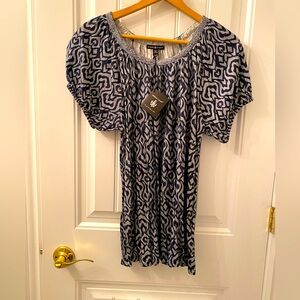 NWT SIZE LARGE SHOW SLEEVE TOP “INDIGO” COLOUR AND SCOOP NECK